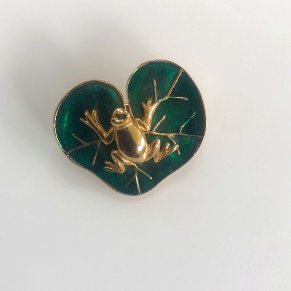 Golden Frog Brooch - Picture 1 of 5